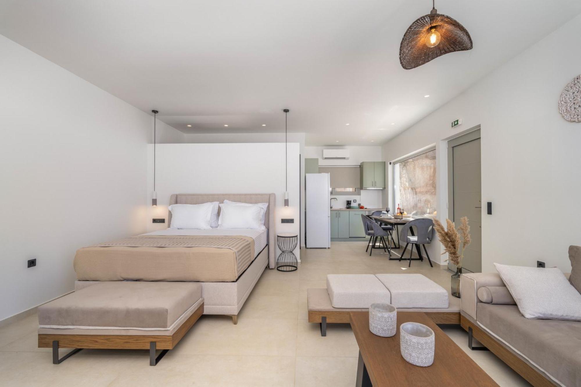 Mellamare Luxury Suites Athánion Dış mekan fotoğraf